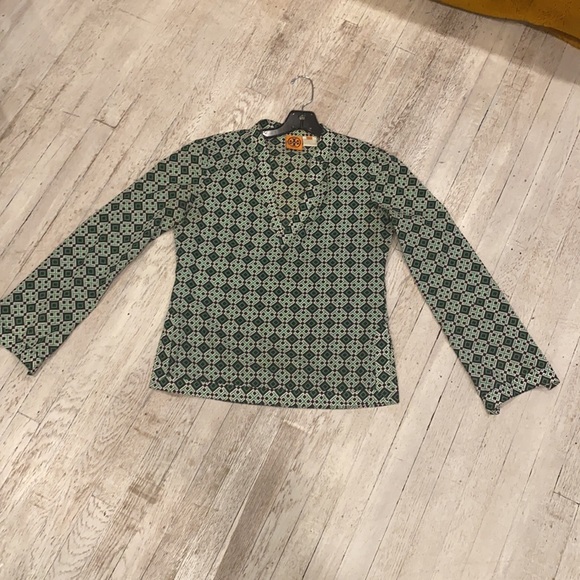 Tory Burch crop tunic logo print blouse side slit  size 6 GC - Picture 7 of 16